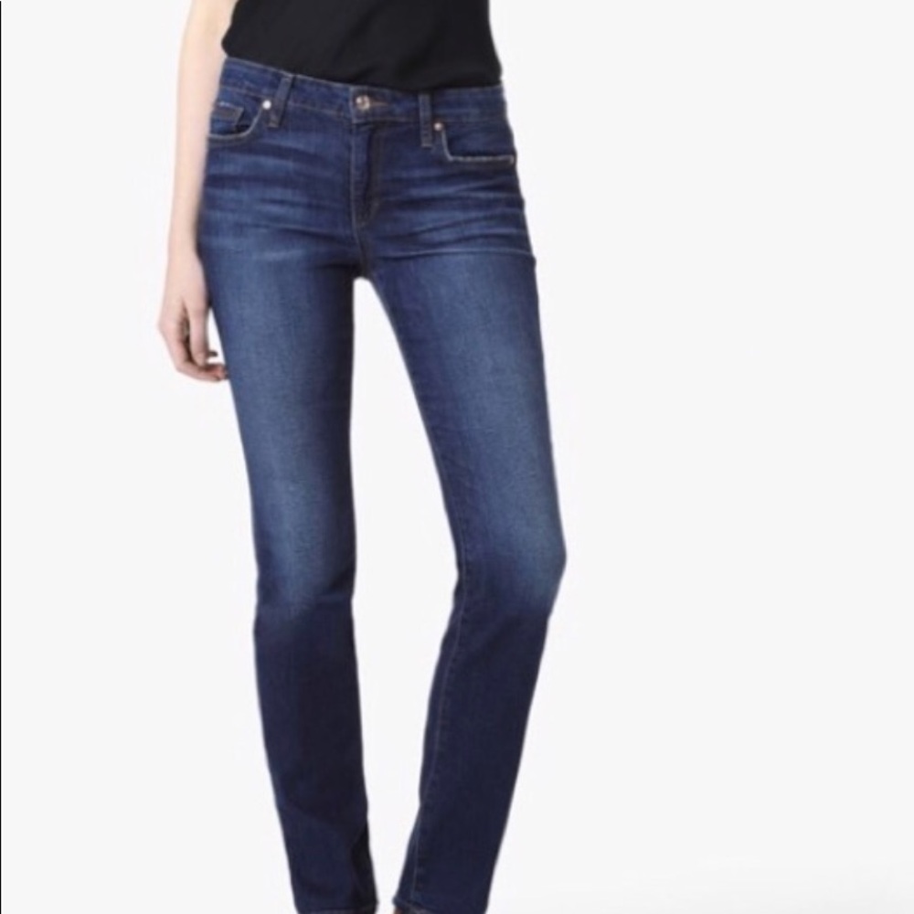 ****SOLD****JOE’S STRAIGHT LEG JEANS